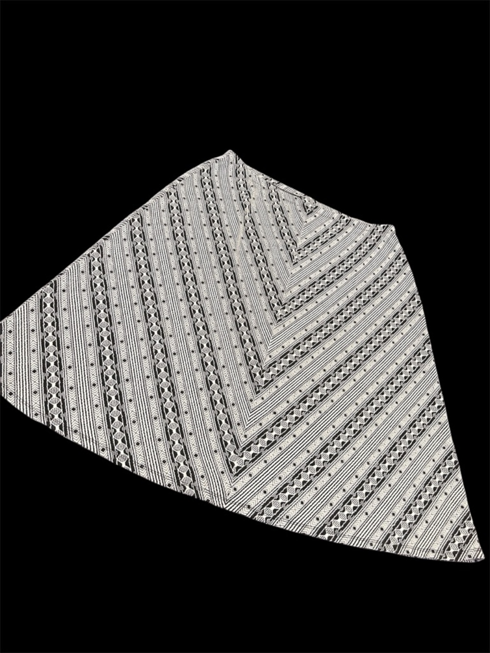 Cato Black and White Geometric Lined A-Line Skirt